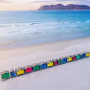 3* Capsule hotel Cape Capsules