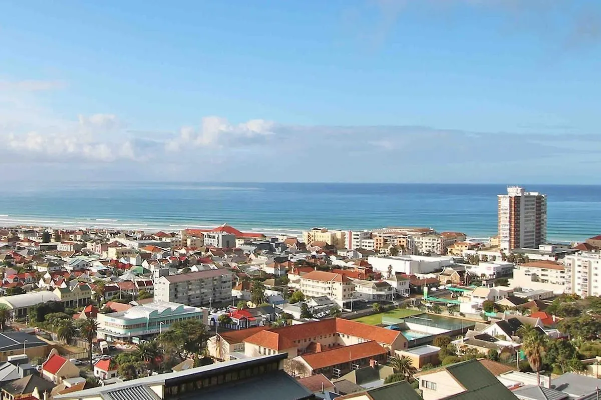 Muizenberg Apartment